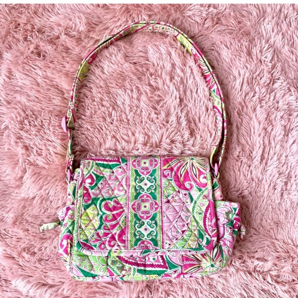 VERA BRADLEY Flap Front Adjustable Strap Bag - Picture 1 of 4